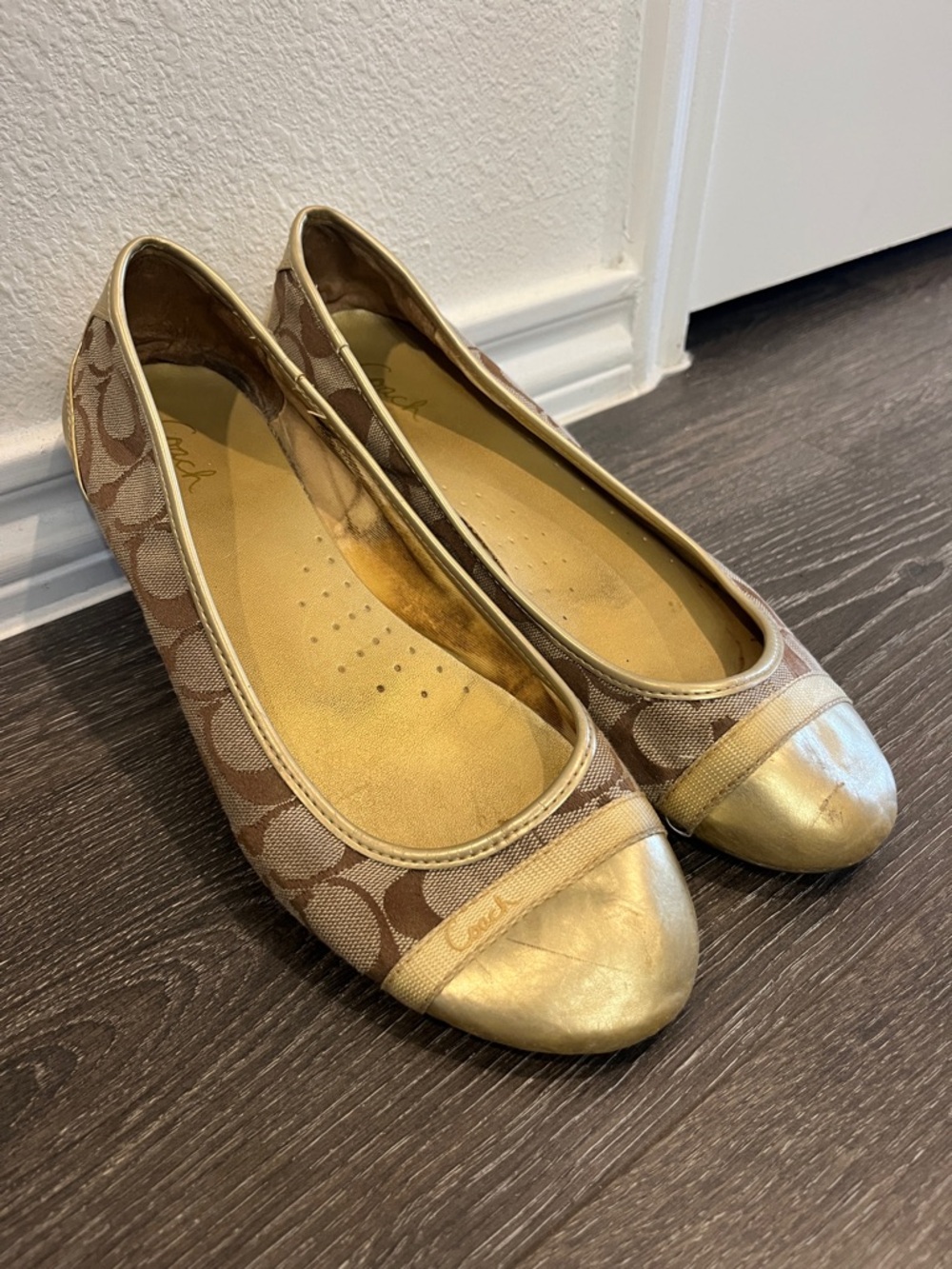 Coach Gold Metallic Cap Toe Beige Signature Ballet Flats - Womens 10